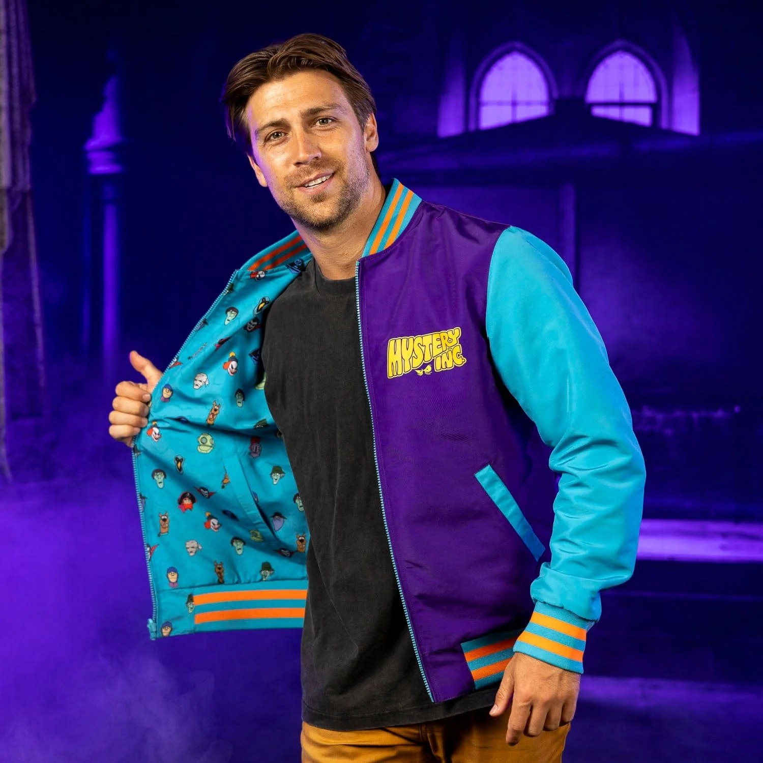 Scooby-Doo "Mystery Inc." – Reversible Bomber Jacket - Image 2
