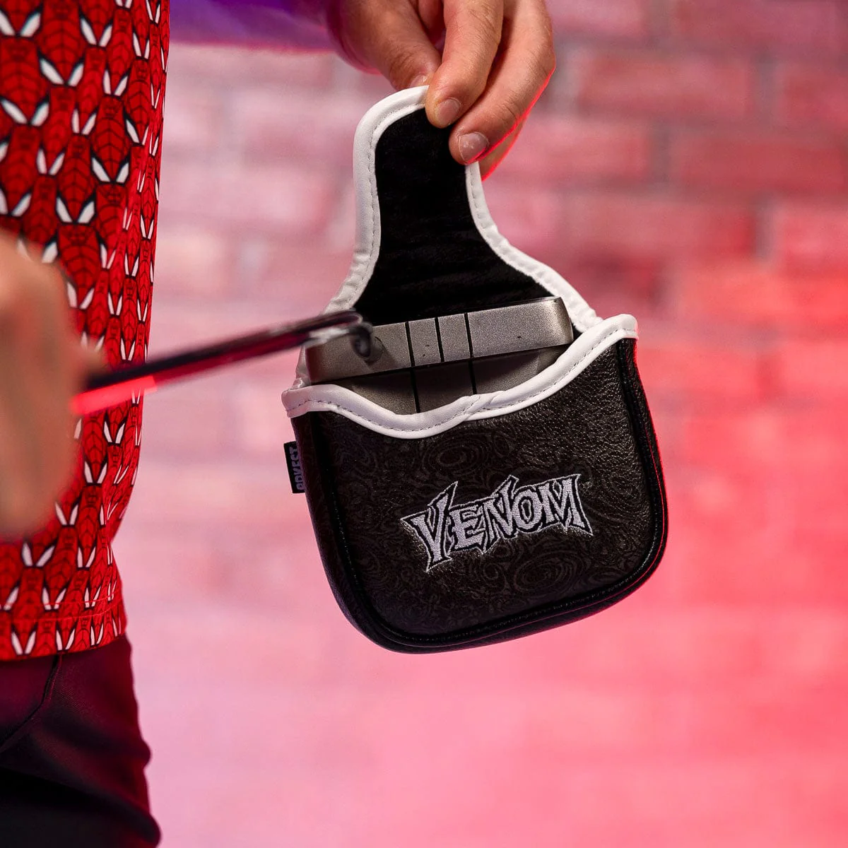 Spider-Man "Venom" – Mallet Putter Headcover - Image 4